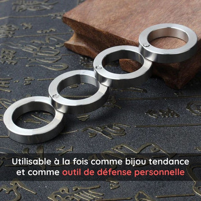 Anneaux articulés multi-doigts type poing américain