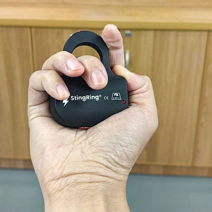 Bague d’autodéfense de type shocker électrique